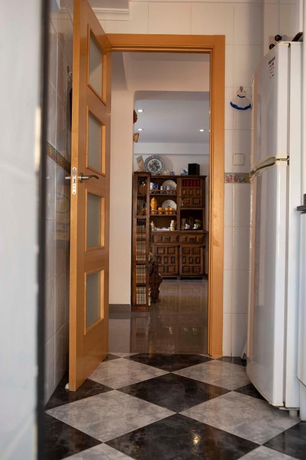Bonito Apartament A 3 Minutos De La Playa كولرا المظهر الخارجي الصورة
